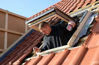 Pose de fenêtres de toit Velux à Montils